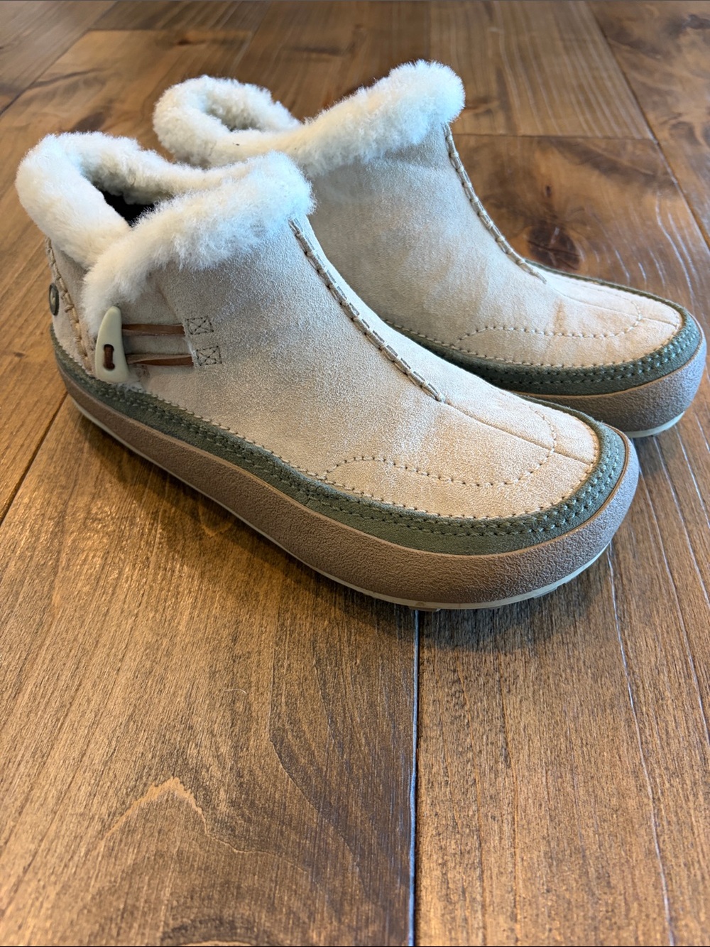 Merrell Cream Suede Ankle Booties with Green Trim